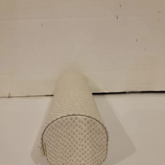 NEW - JIMMY CHOO EYE GLASS‎ CASE - Picture 3 of 5